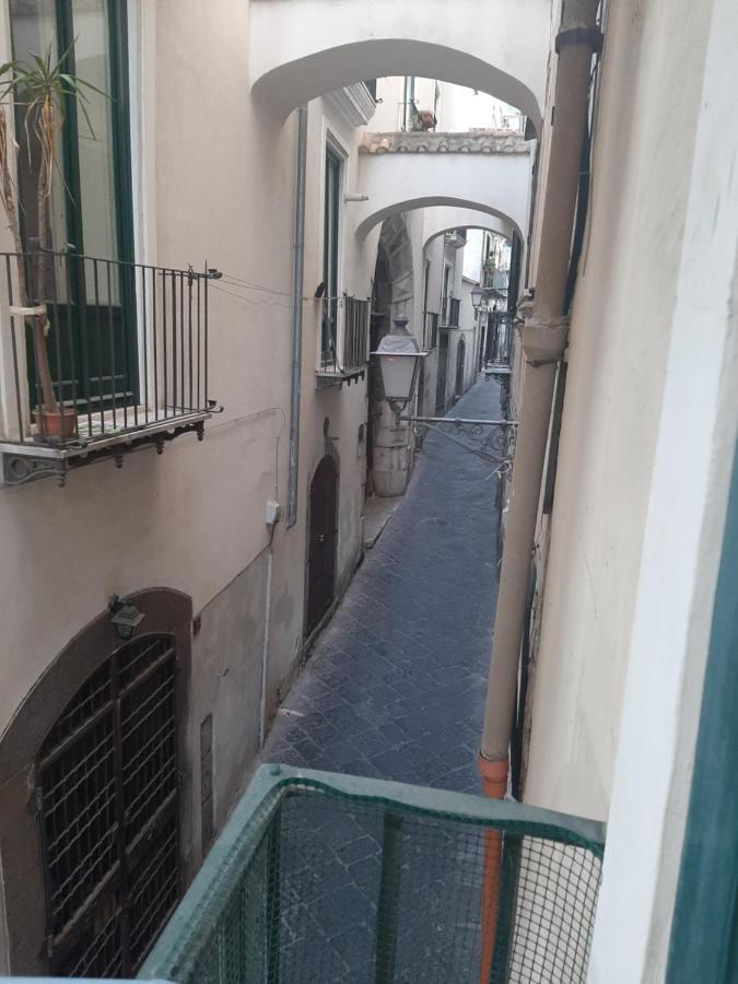 Le Ginestre In Centro Bed and Breakfast Salerno Eksteriør billede